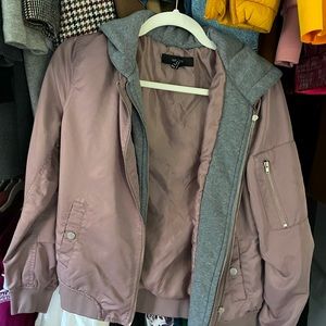 Mauve bomber jacket with hood